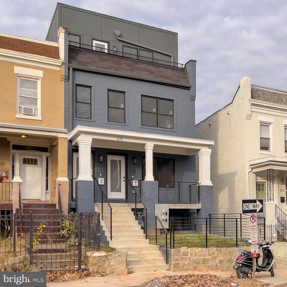 615 Irving - Photo 1
