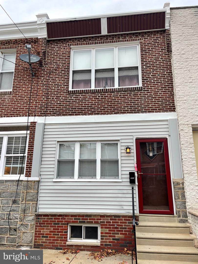 1737 Barbara Street - Photo 1