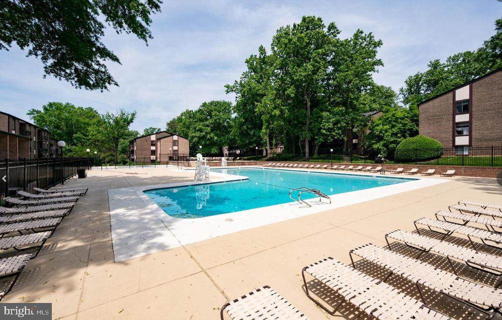 9718 Kingsbridge Drive - Photo 1
