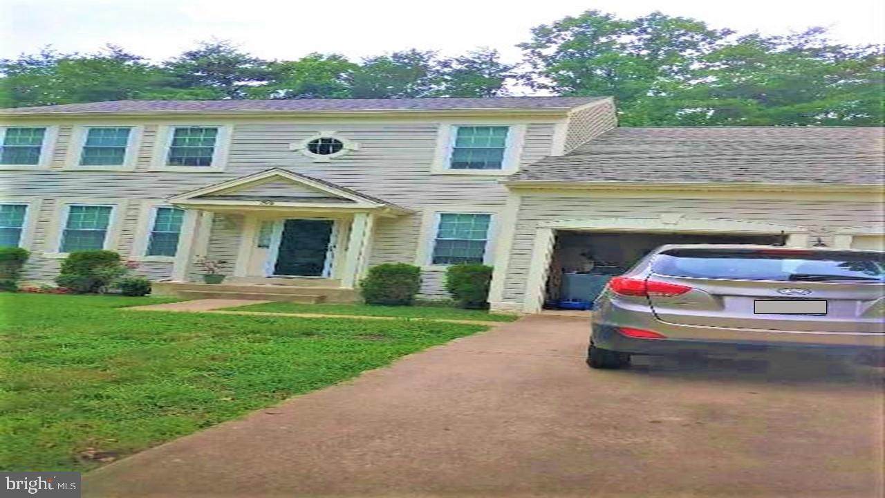 30 Westhampton Court - Photo 1
