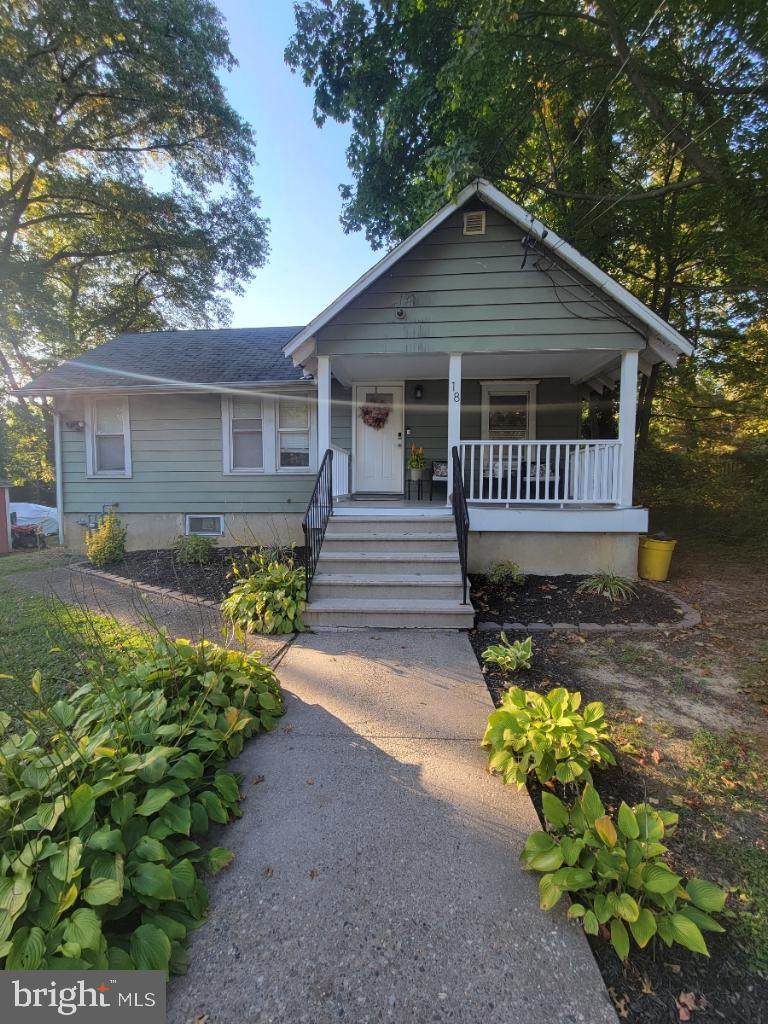 18 Kern Avenue - Photo 1