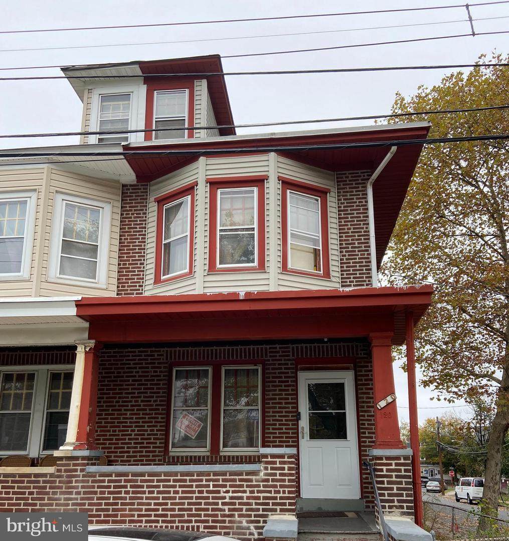 120 Ingham Avenue - Photo 1