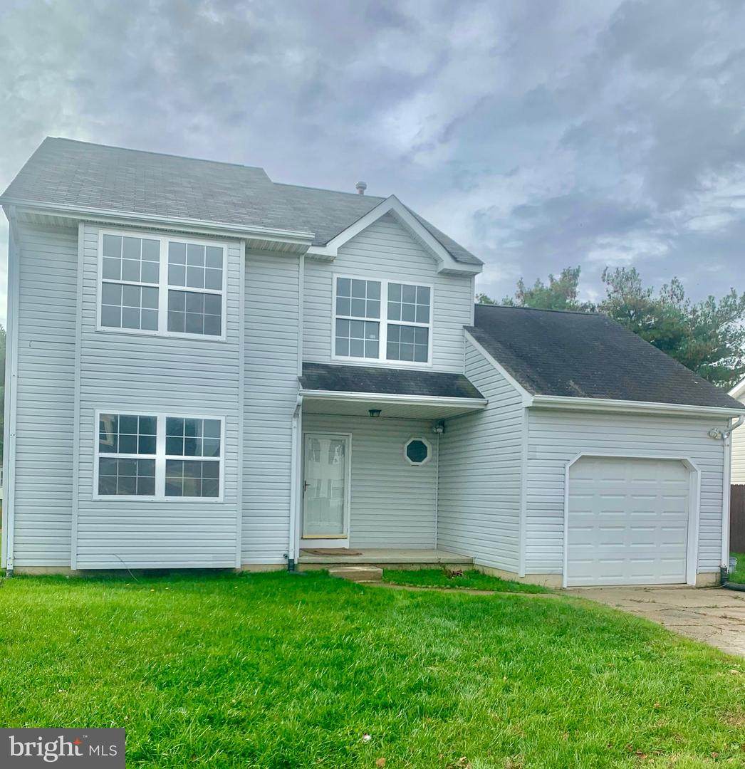 105 Holmes Street - Photo 1