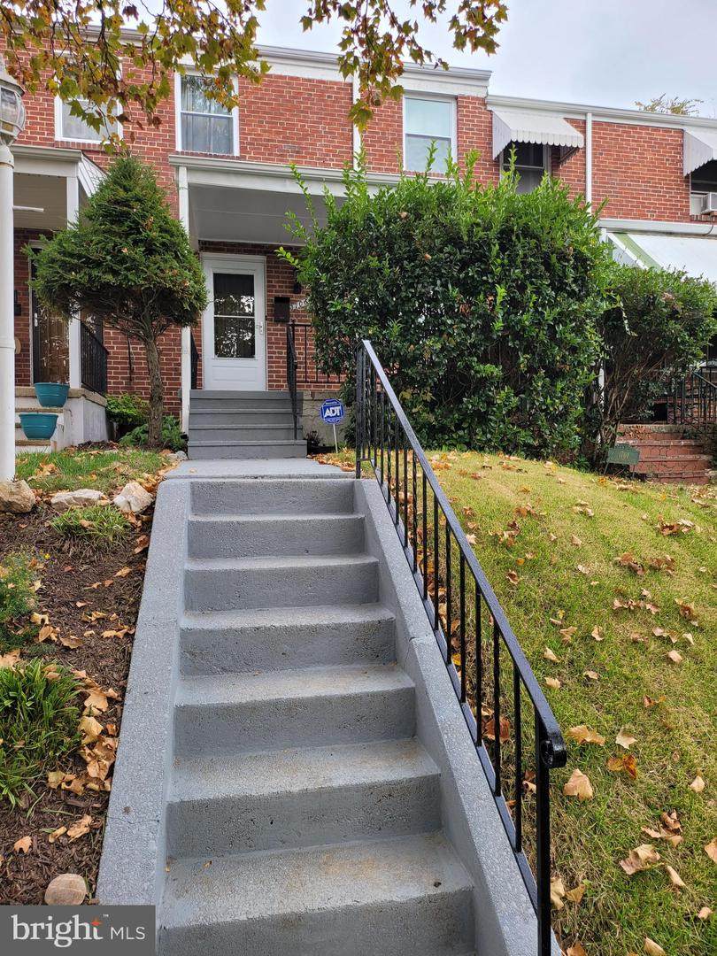 1706 Woodbourne Avenue - Photo 1