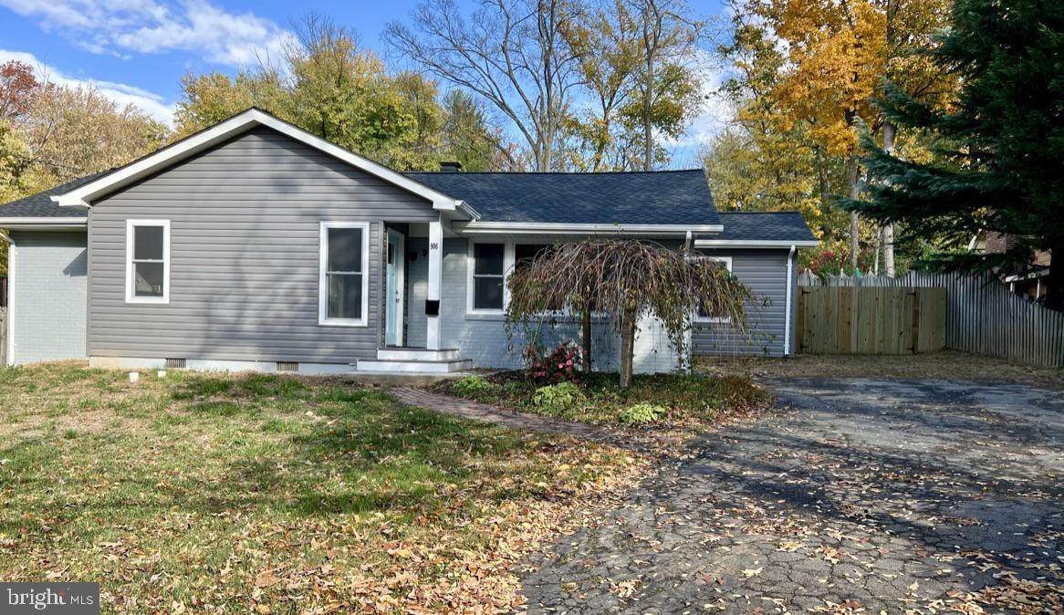 906 Monroe Street - Photo 1