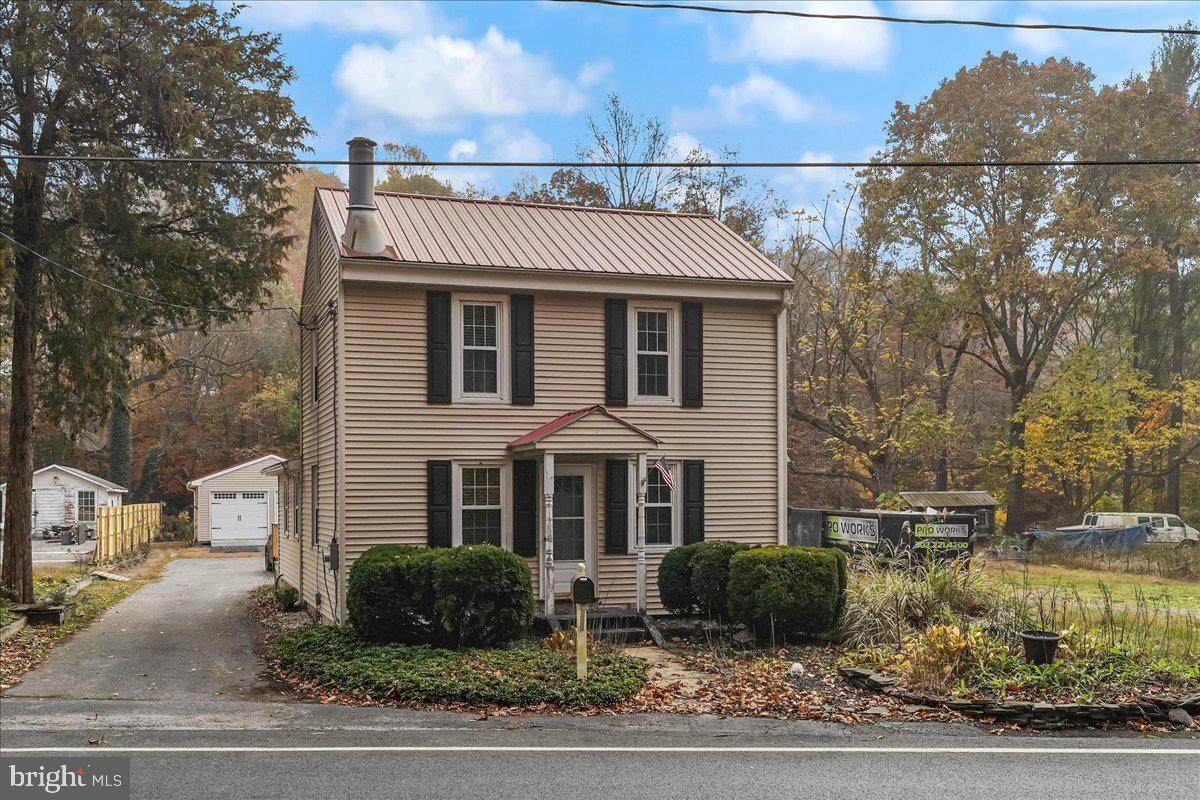 1136 Mechanics Valley Road - Photo 1