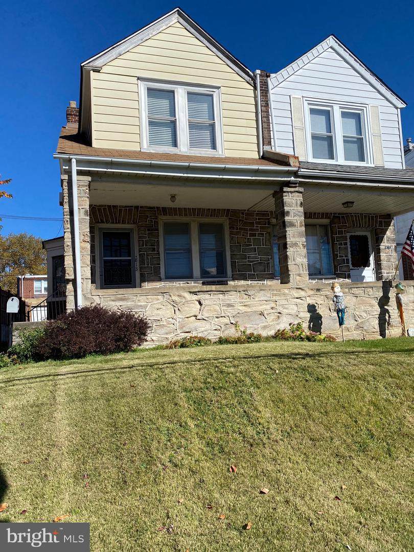 813 Levick Street - Photo 1