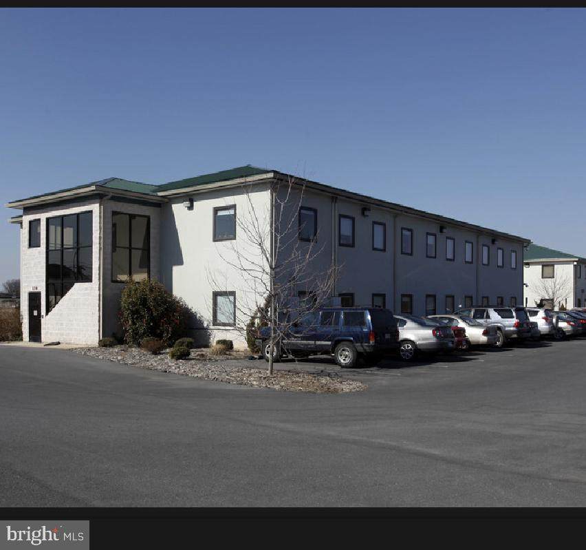 130 Burr Boulevard - Photo 1