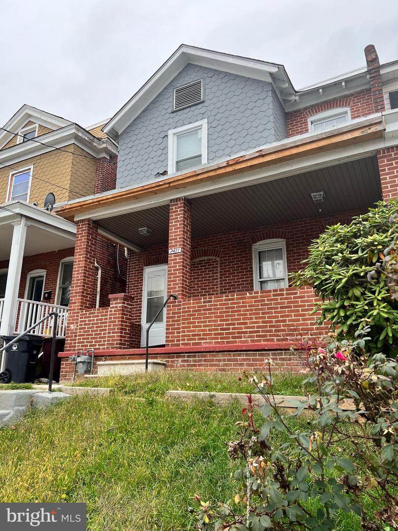 2411 West Street - Photo 1