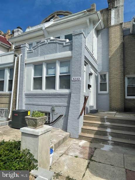5233 ARLINGTON - Photo 1
