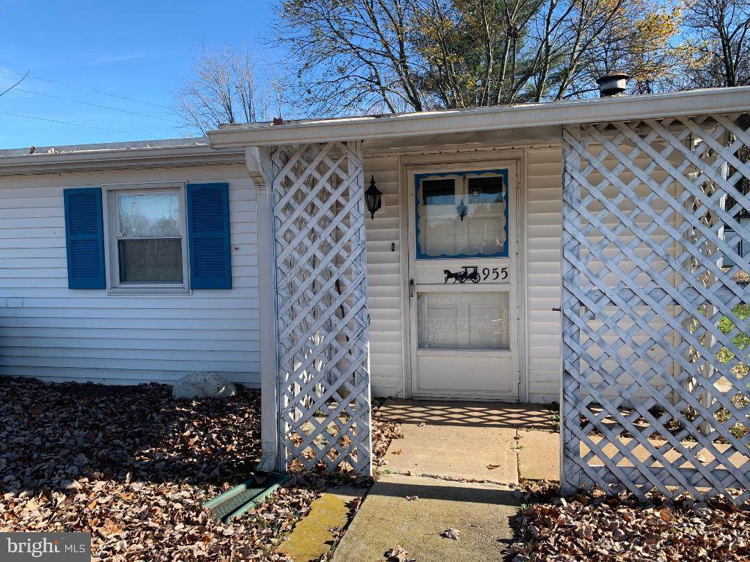 955 Plunkert Road - Photo 1