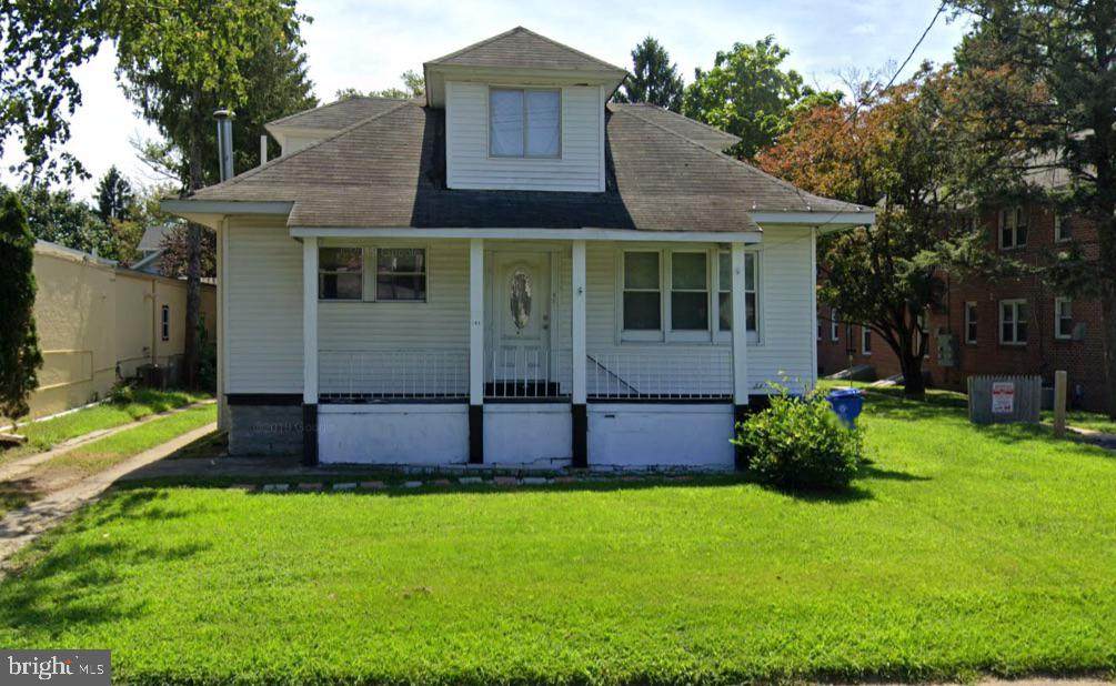 106 Camden Avenue - Photo 1