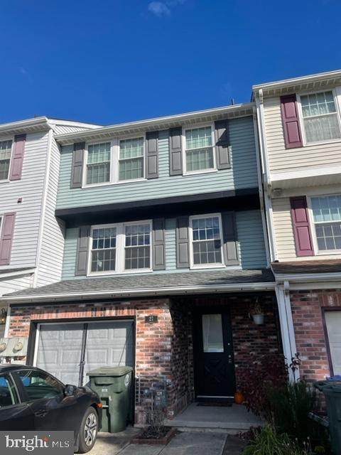 27 Stoneshire Drive - Photo 1