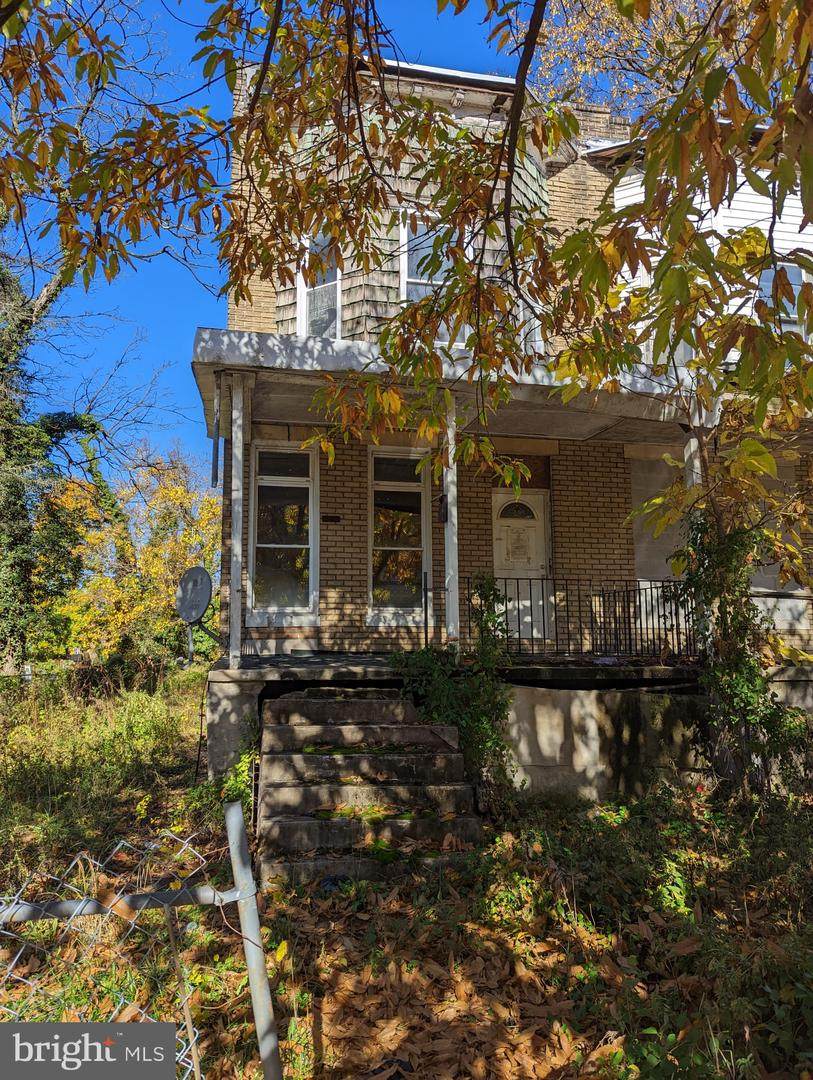 3510 Spaulding Avenue - Photo 1