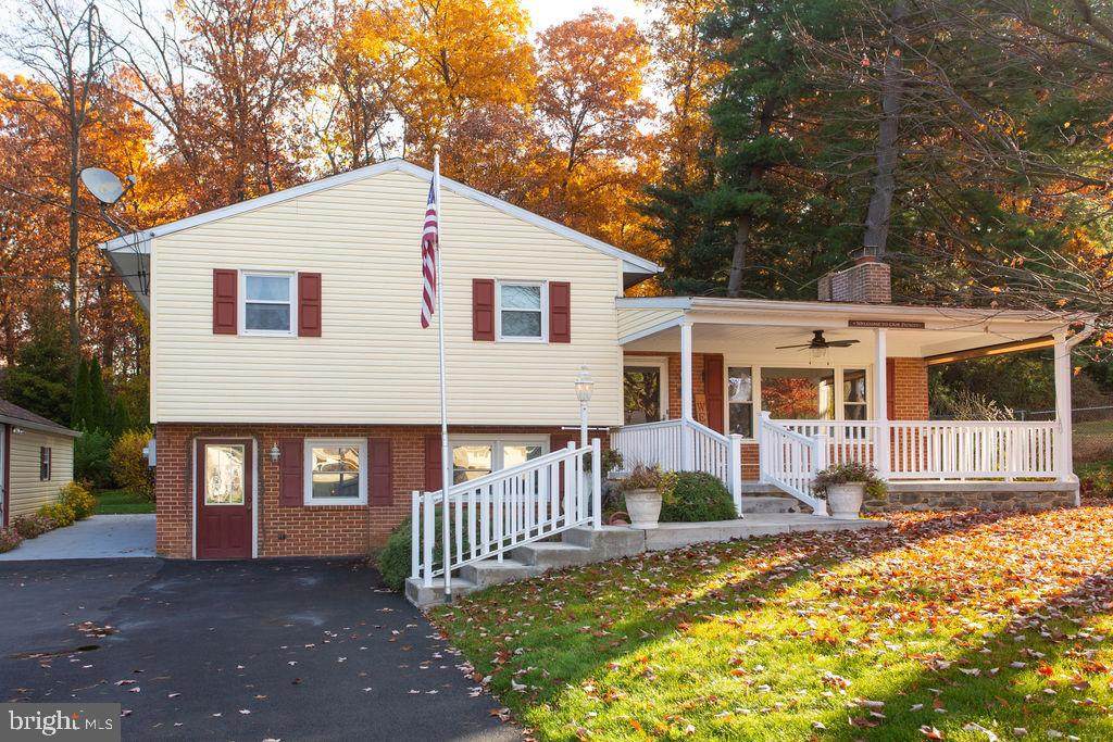 165 Echo Drive - Photo 1