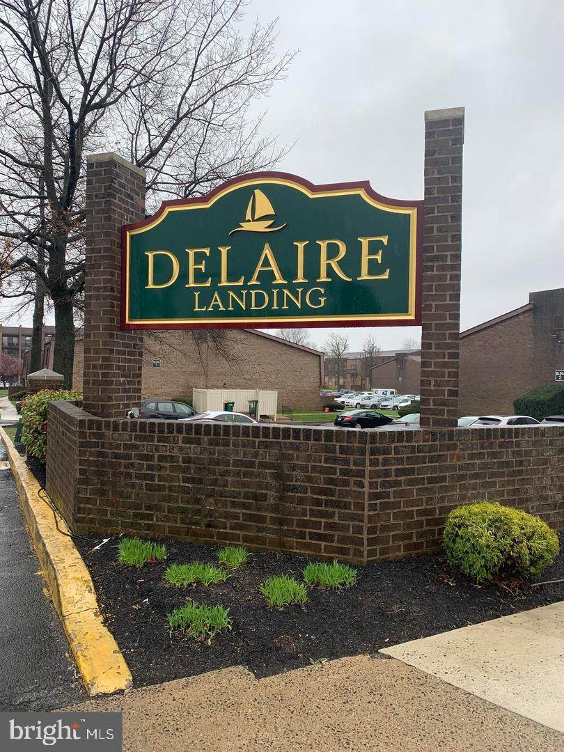 48102 Delaire Landing Road - Photo 1