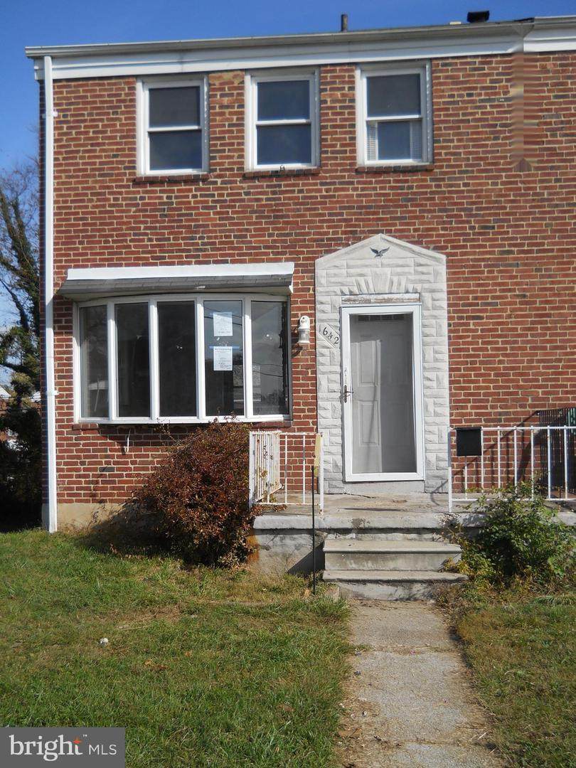 1642 Sherwood Avenue - Photo 1