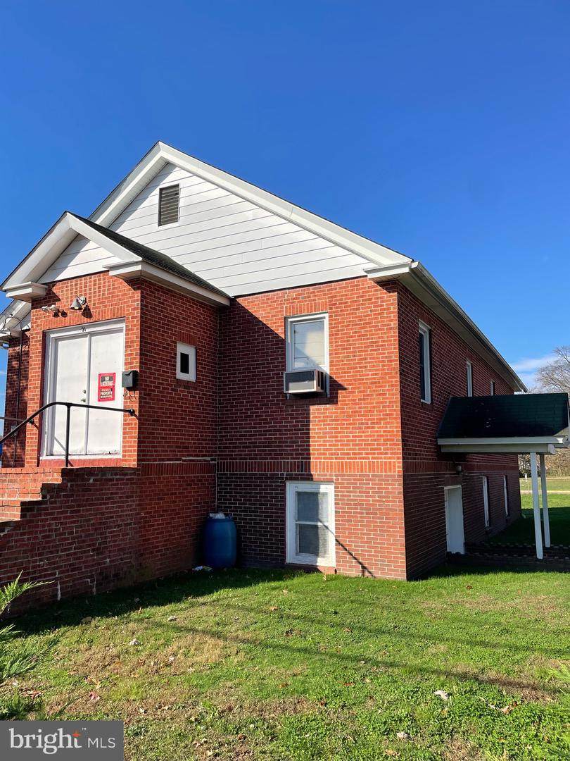 91 Walnut Street - Photo 1