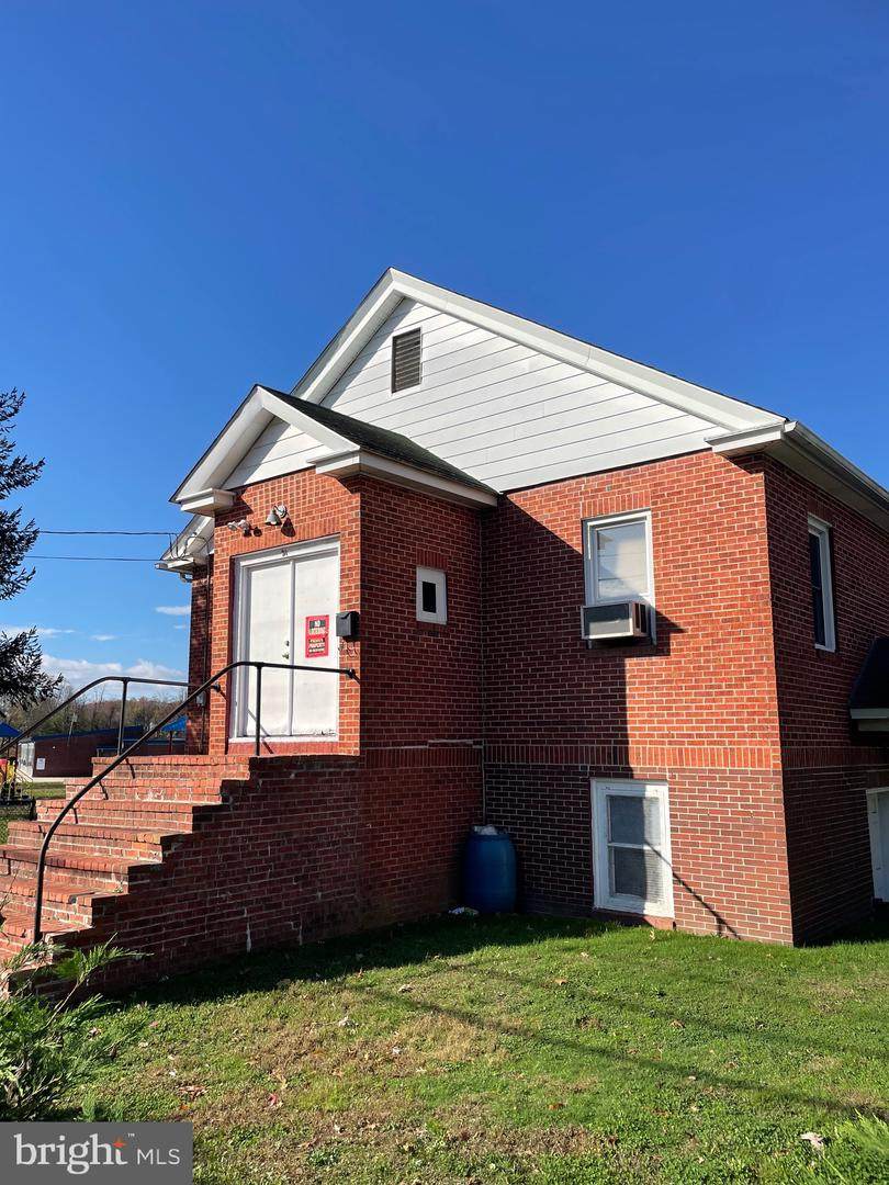 91 Walnut Street - Photo 1