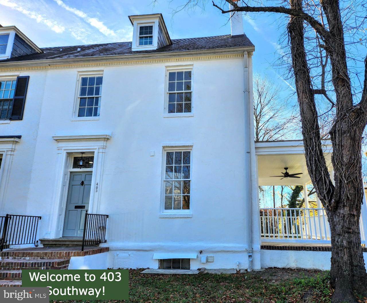 403 Southway - Photo 1