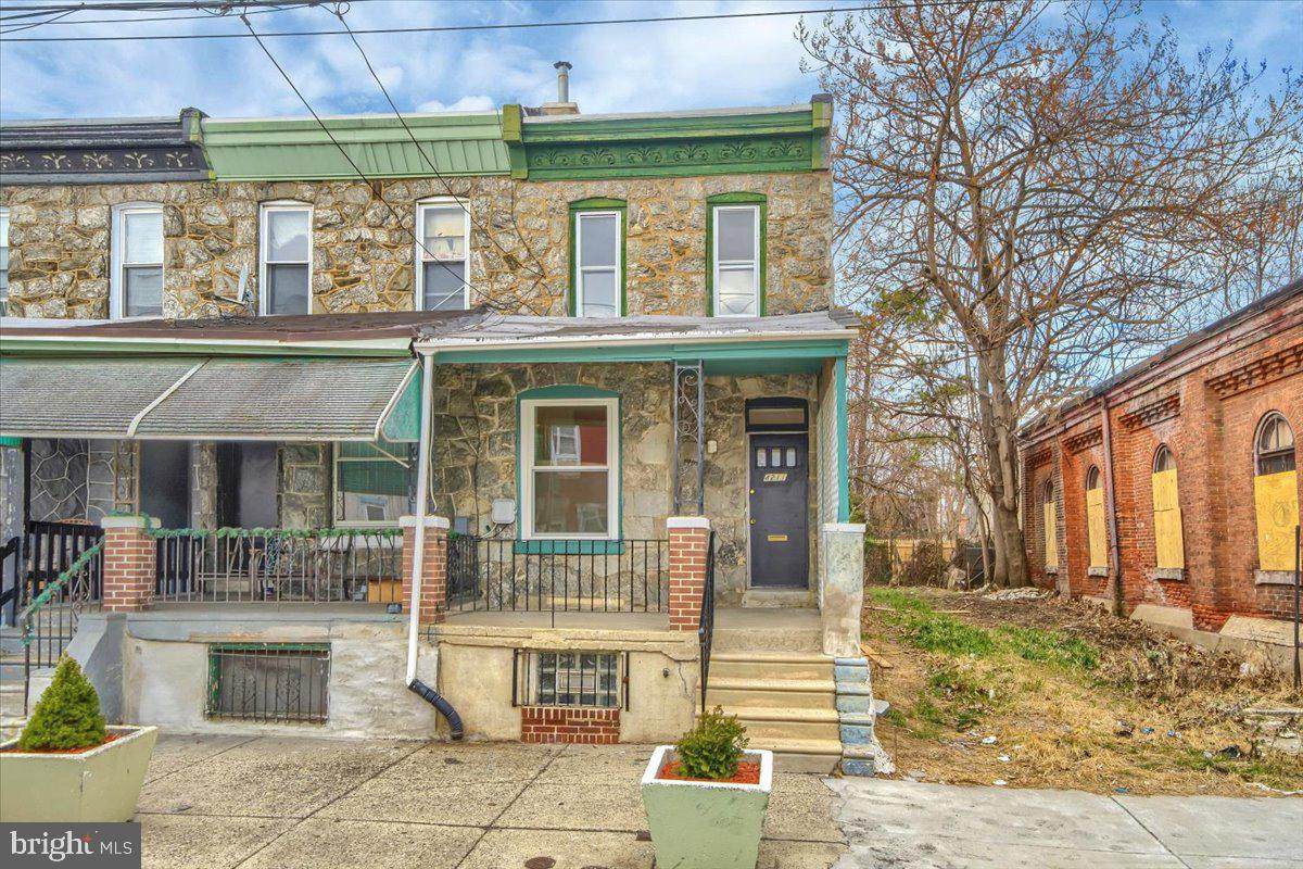 4211 Parrish Street - Photo 1