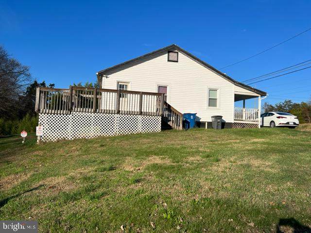 7102 Centreville Road - Photo 1