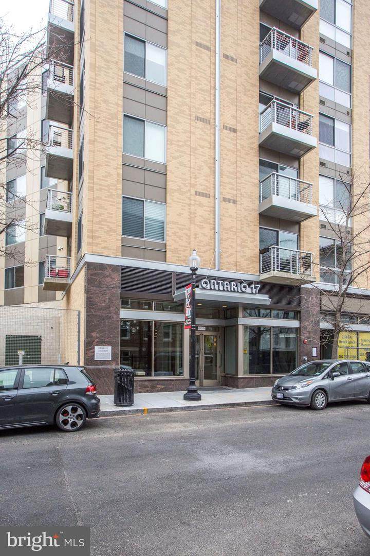 2550 17TH Street - Photo 1