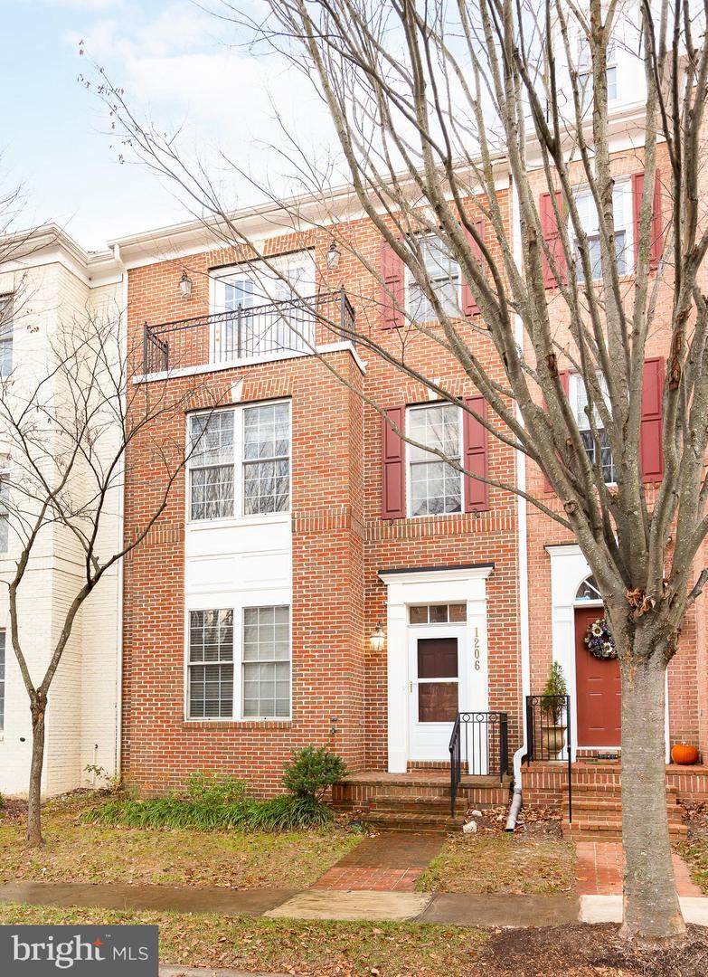 1206 Maple Grove Lane - Photo 1