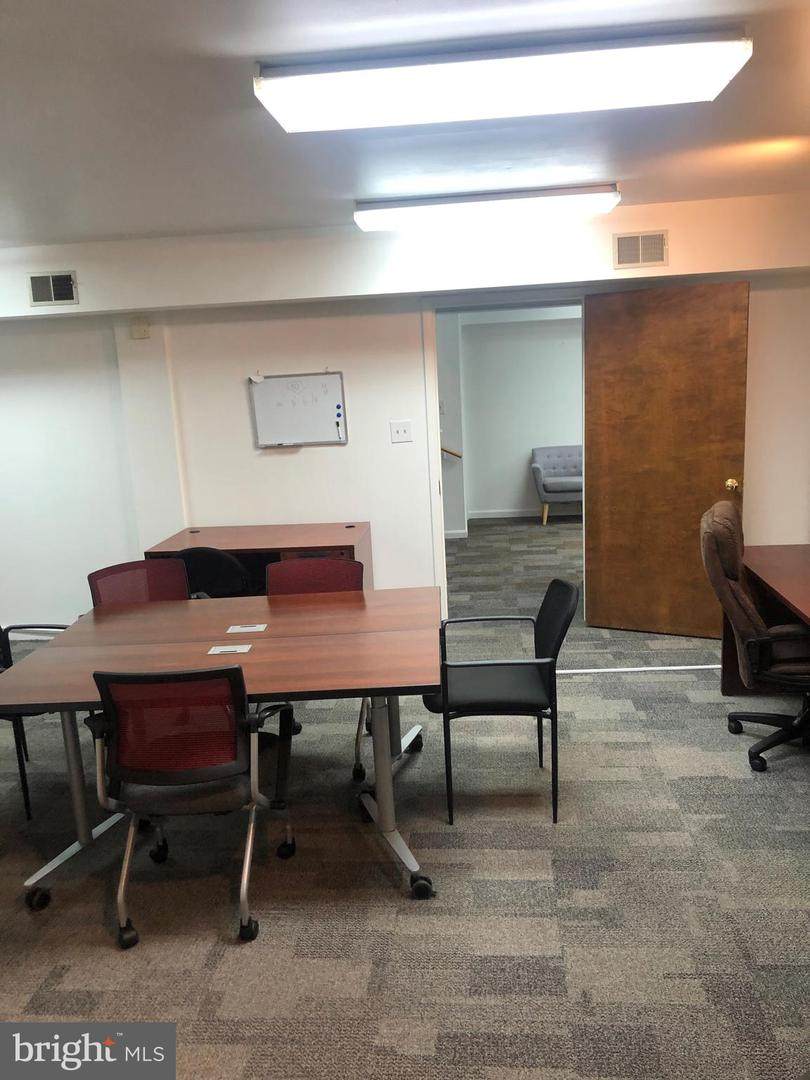 723 Charles Street - Photo 1
