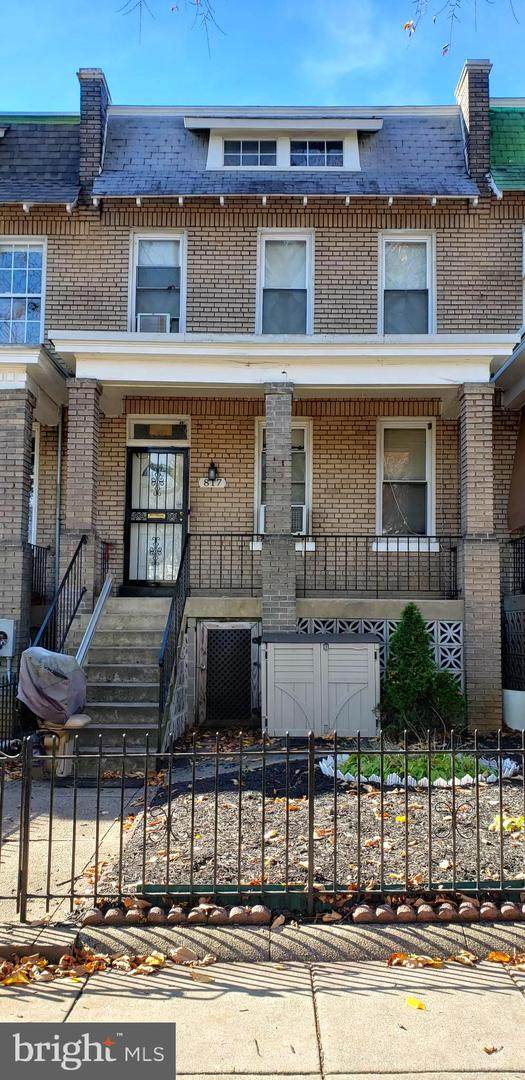 817 Kentucky Avenue - Photo 1