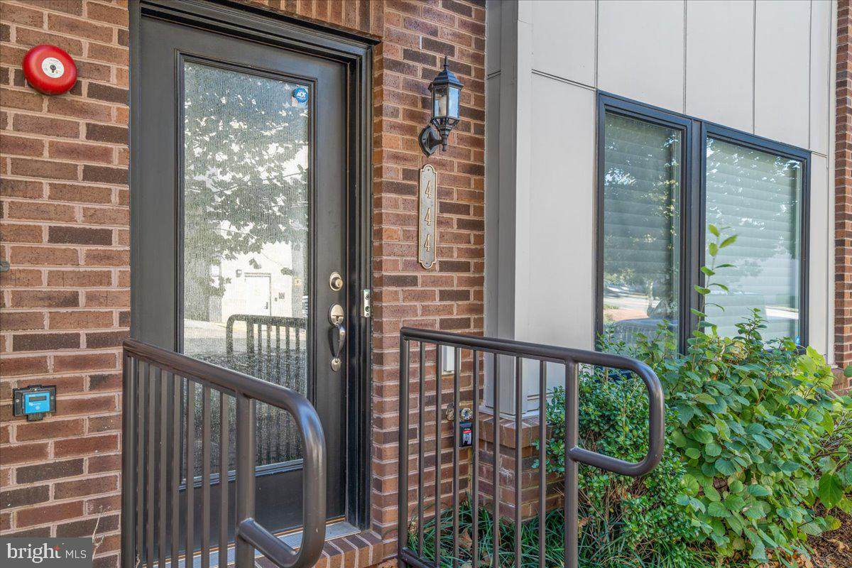 444 Stabler Lane - Photo 1