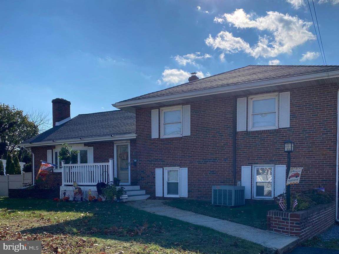 1100 Hessian Avenue - Photo 1
