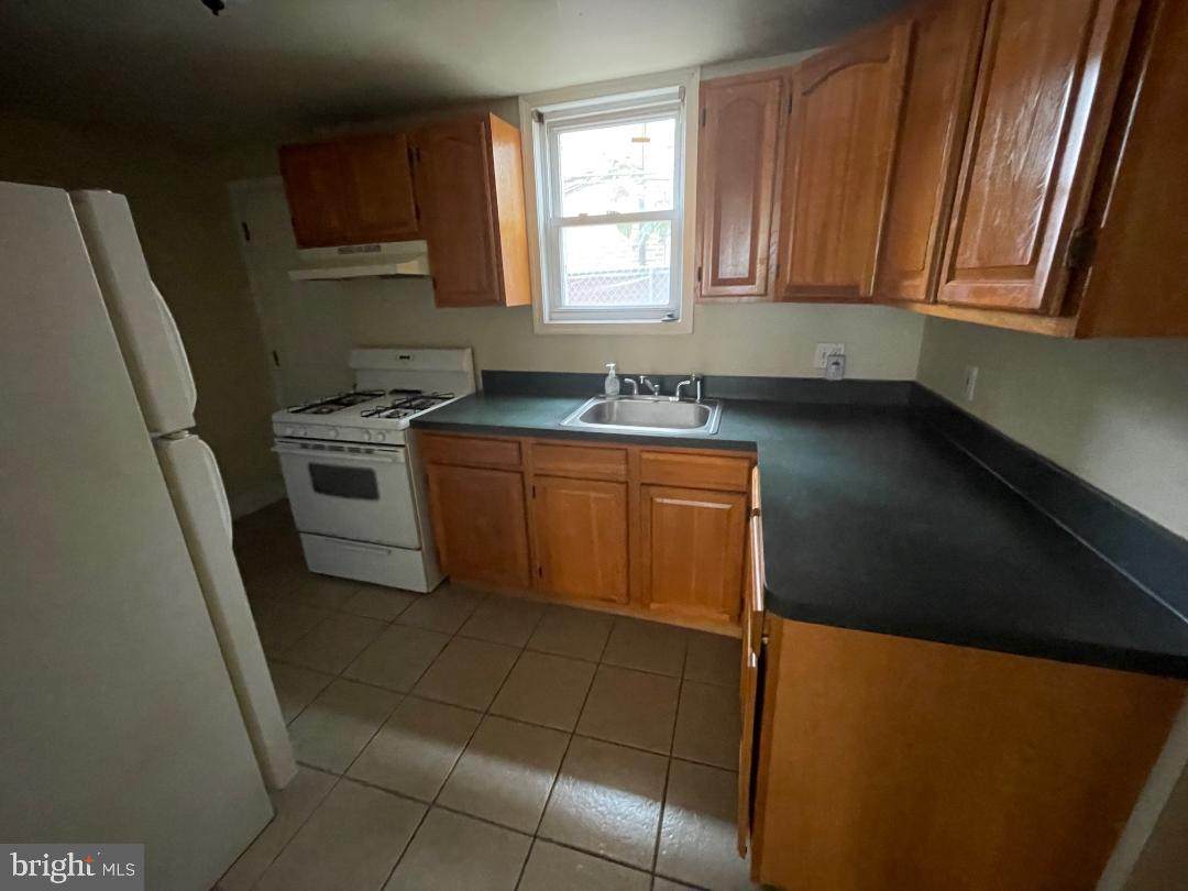 2025 Mildred Street - Photo 1