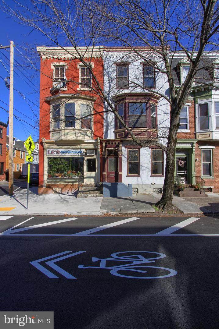 1013 2ND Street - Photo 1