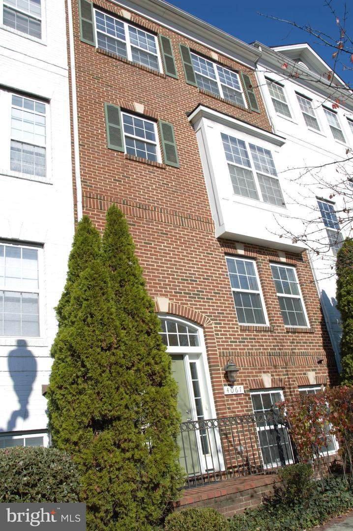 4067 Columbia Pike - Photo 1