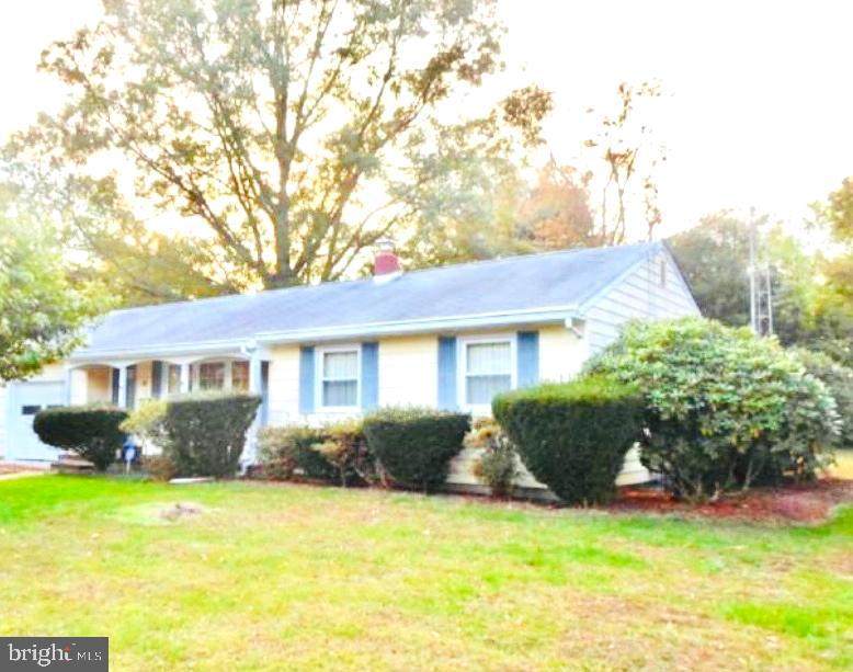 16 Suncrest Avenue - Photo 1