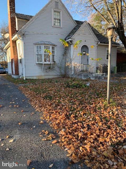 355 Lowther Street - Photo 1
