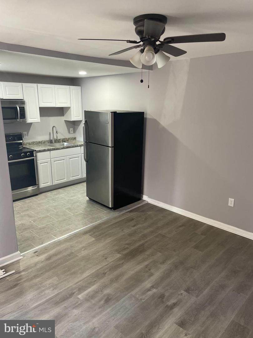 413 Ivy Street - Photo 1