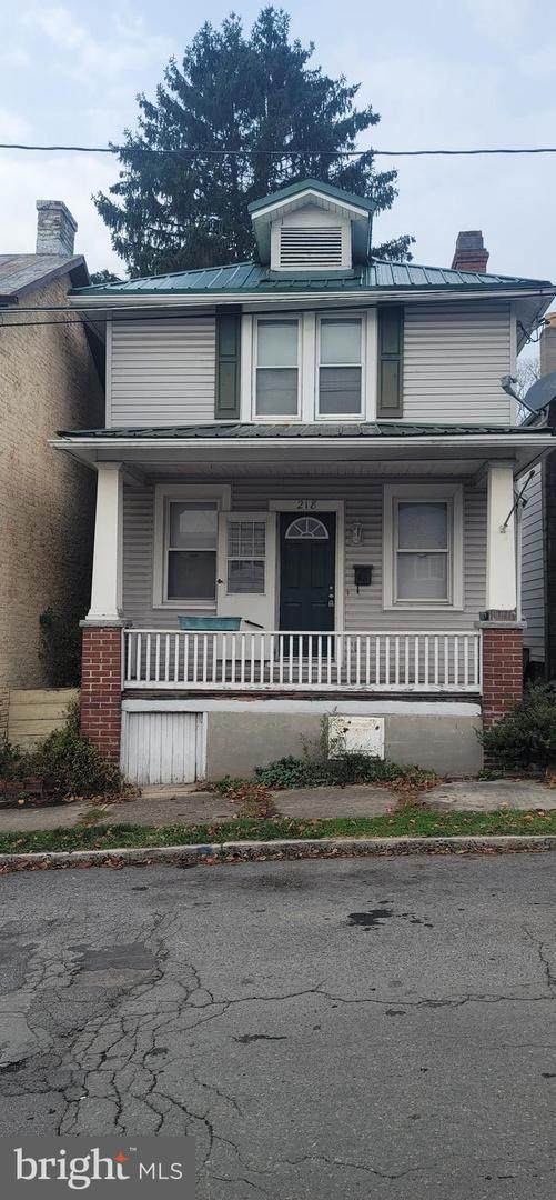 218 Pear Street - Photo 1
