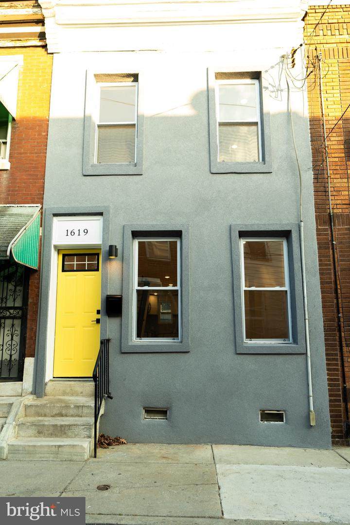 1619 Bancroft Street - Photo 1