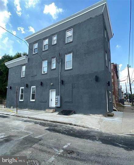 2316 9TH Street - Photo 1