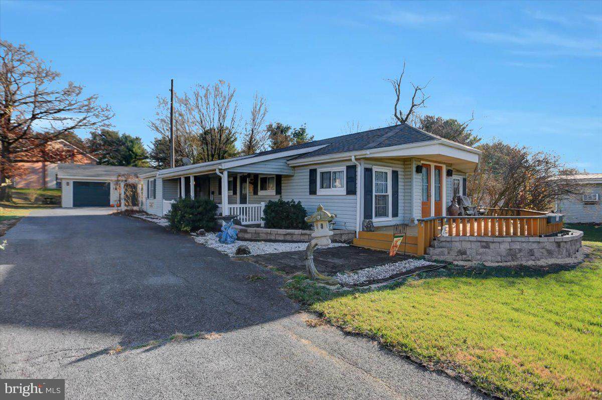 7712 Molly Pitcher Highway - Photo 1