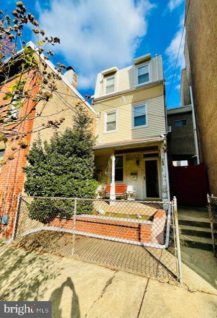2127 Firth Street - Photo 1