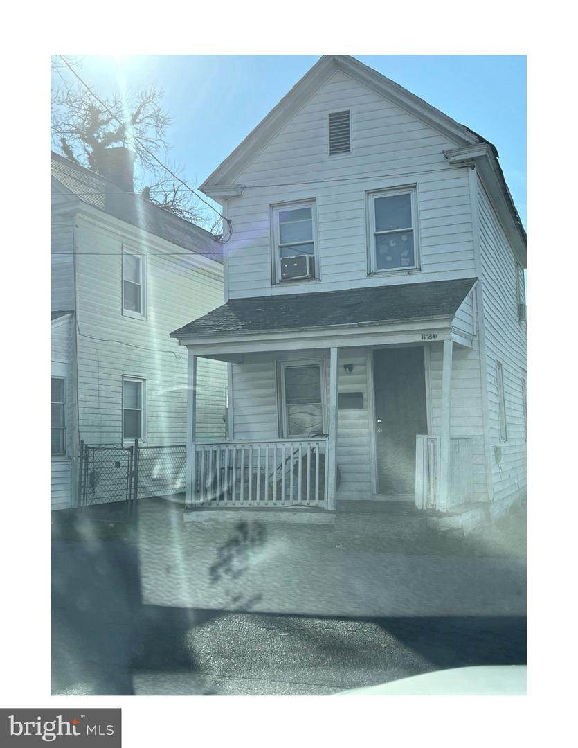 620 Robbins Street - Photo 1
