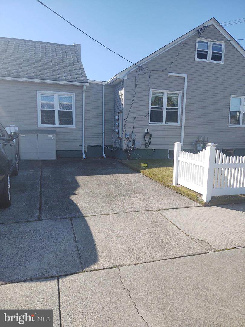 1401 Surf Avenue - Photo 1