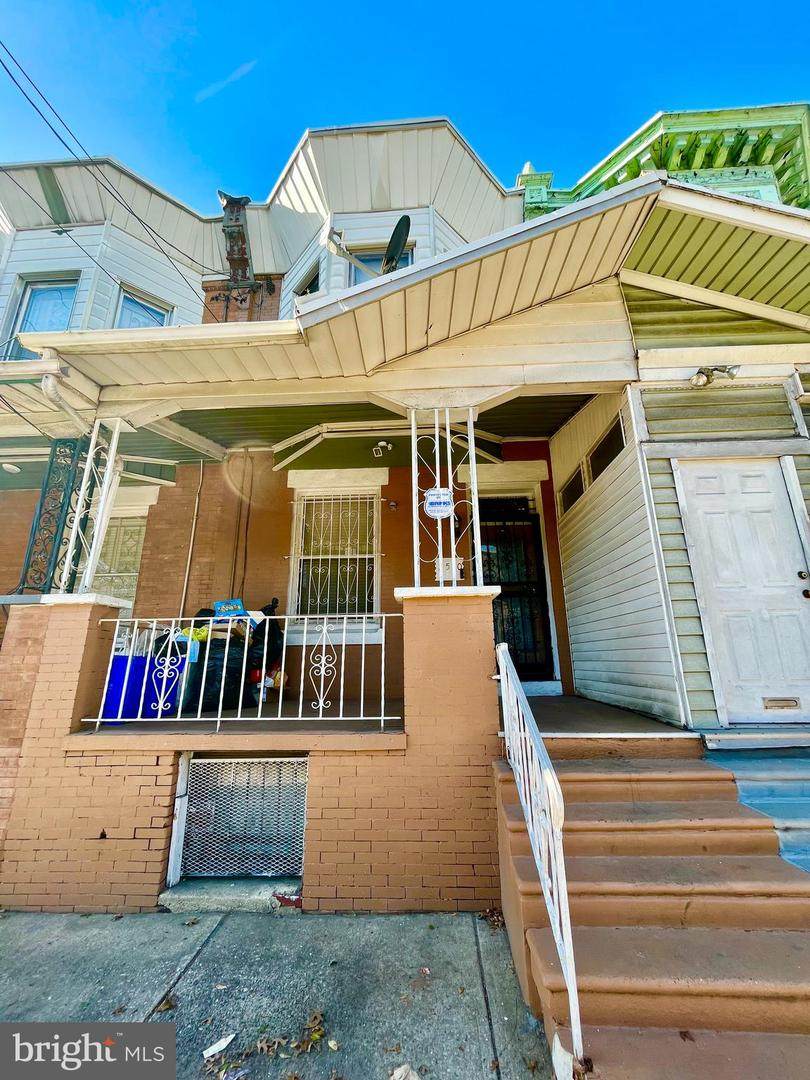 2540 22ND Street - Photo 1