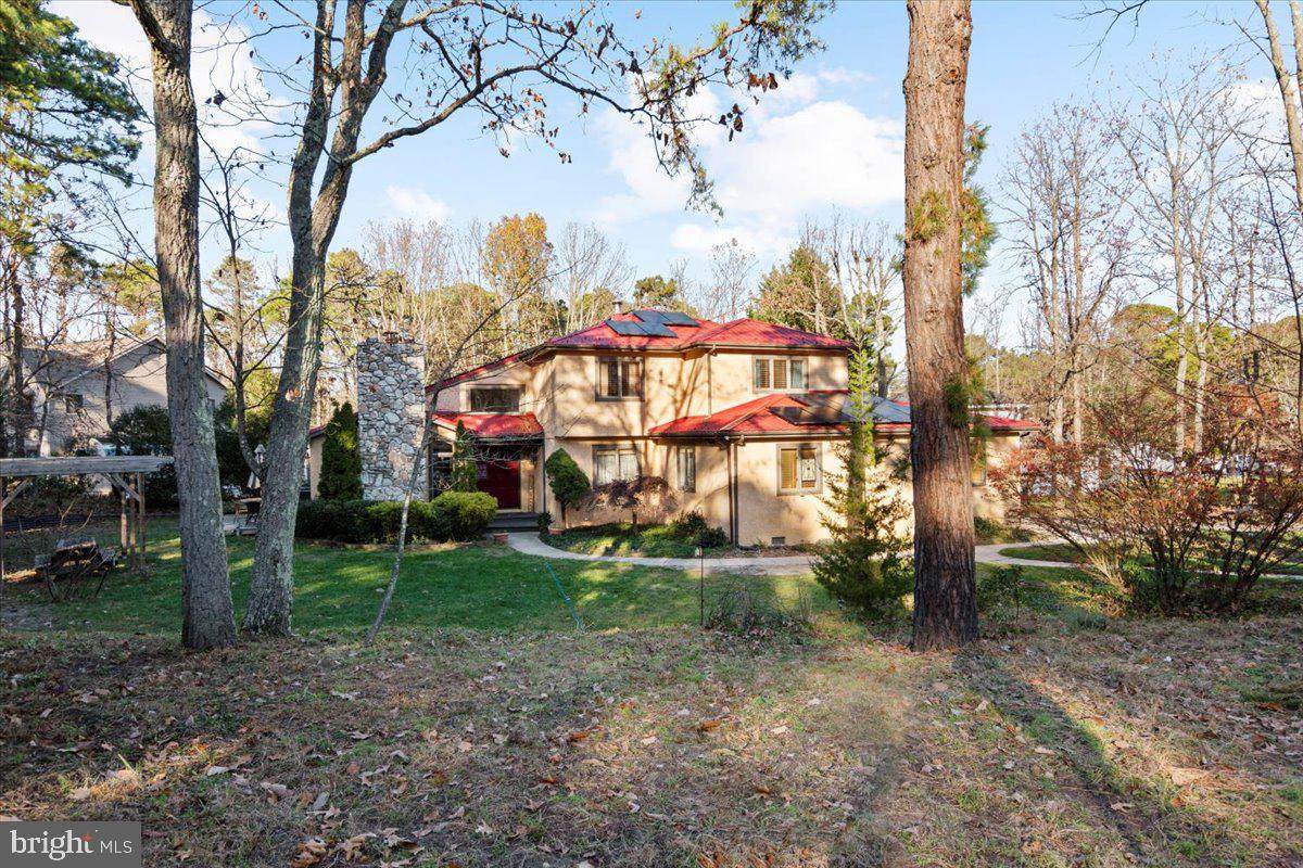 43 Eastwood Drive - Photo 1