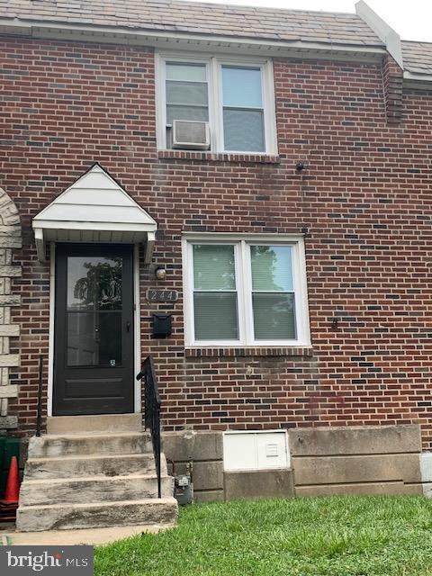 244 22ND Street - Photo 1
