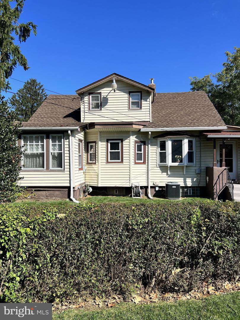 203 Osceola Avenue - Photo 1