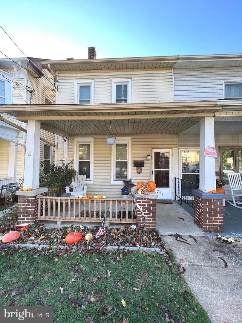 242 Main Street - Photo 1